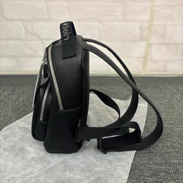 即決 新品 Calvin Klein Jeans Backpack 25 Pu < 女性ファッション  即決 新品 Calvin Klein Jeans Backpack 25 Pu < 女性ファッションの