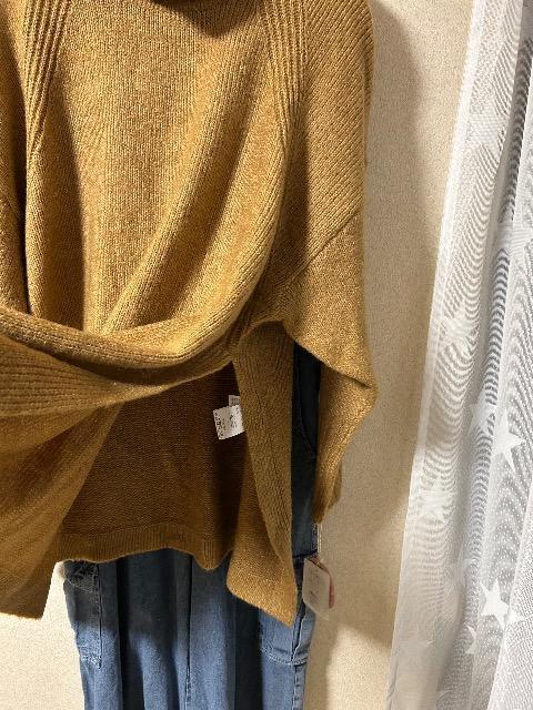 新品タグ付きSWEET ROUGEゆったりニット& WORKSデニムカーゴパンツ < 女性ファッション 新品タグ付きSWEET ROUGEゆったりニット& WORKSデニムカーゴパンツ < 女性ファッションの