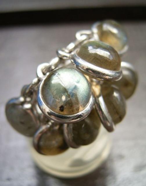 即決新品!14号ラブラドライトシルバーリング < 女性アクセサリー/時計 即決新品!14号ラブラドライトシルバーリング < 女性アクセサリー/時計の