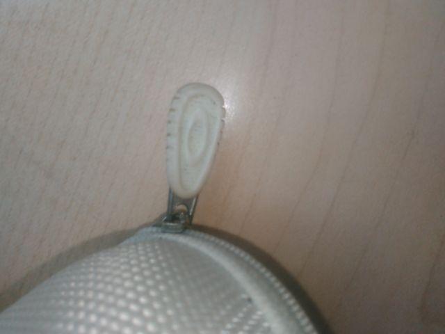 オークリーサングラスケース(白) < ブランド オークリーサングラスケース(白) < ブランドの