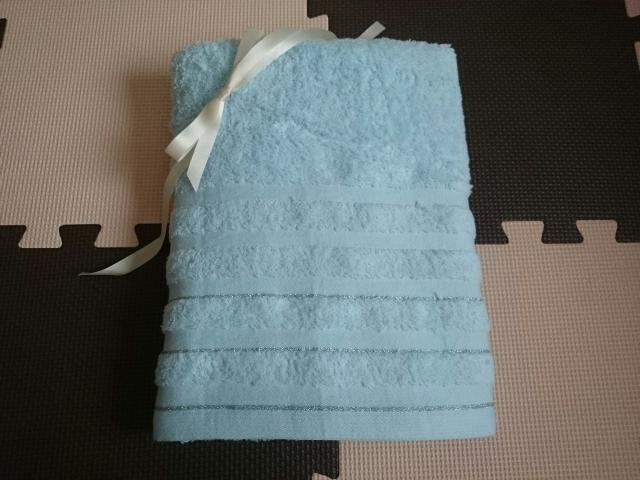 新品☆泉州こだわりタオル★バスタオル☆日本製★ブルー×ラメ☆ < インテリア/ライフ  新品☆泉州こだわりタオル★バスタオル☆日本製★ブルー×ラメ☆  < インテリア/ライフの