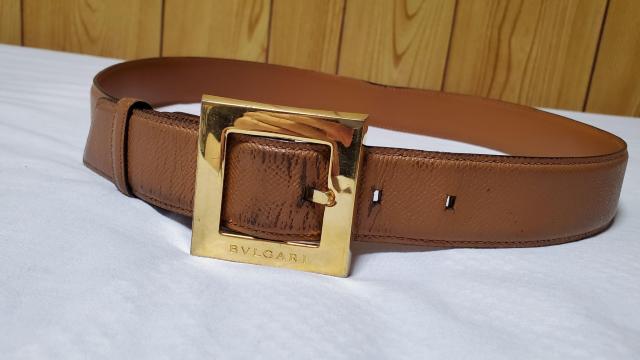 正規 ブルガリ 立体ブロックスクエア ロゴバックルベルト茶 キャメルレザー×シャイニーゴールド 85 調節可〇男女兼用 クラシック < ブランド 正規 ブルガリ 立体ブロックスクエア ロゴバックルベルト茶 キャメルレザー×シャイニーゴールド 85 調節可〇男女兼用 クラシック < ブランドの