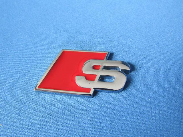 ●Audi アウディ sport S 仕様 メタル製 CH/RED エンブレム 数量限定品! < 自動車/バイク ●Audi アウディ sport S 仕様 メタル製 CH/RED エンブレム 数量限定品! < 自動車/バイク