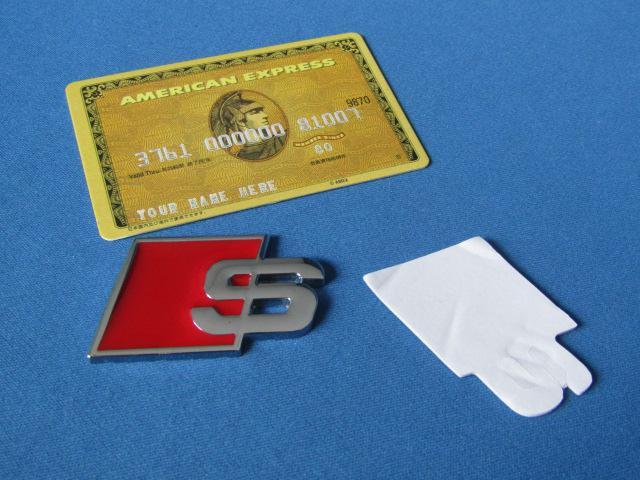 ●Audi アウディ sport S 仕様 メタル製 CH/RED エンブレム 数量限定品! < 自動車/バイク ●Audi アウディ sport S 仕様 メタル製 CH/RED エンブレム 数量限定品! < 自動車/バイク