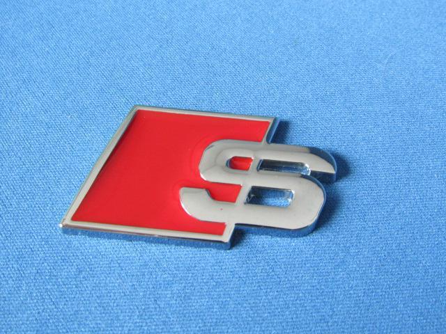 ●Audi アウディ sport S 仕様 メタル製 CH/RED エンブレム 数量限定品! < 自動車/バイク ●Audi アウディ sport S 仕様 メタル製 CH/RED エンブレム 数量限定品! < 自動車/バイク