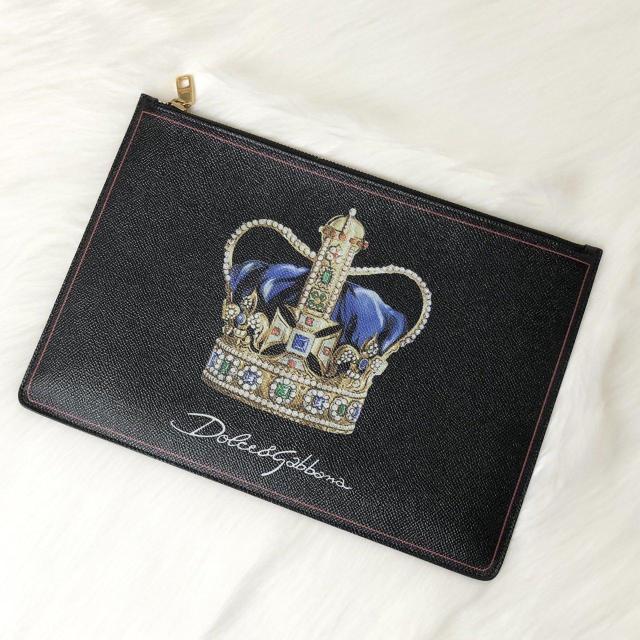【未使用級 レア】DOLCE&GABBANA ドルチェアンドガッバーナ クラッチバッグ セカンドバッグ クラウン 王冠 黒レザー < ブランド 【未使用級 レア】DOLCE&GABBANA ドルチェアンドガッバーナ クラッチバッグ セカンドバッグ クラウン 王冠 黒レザー < ブランドの