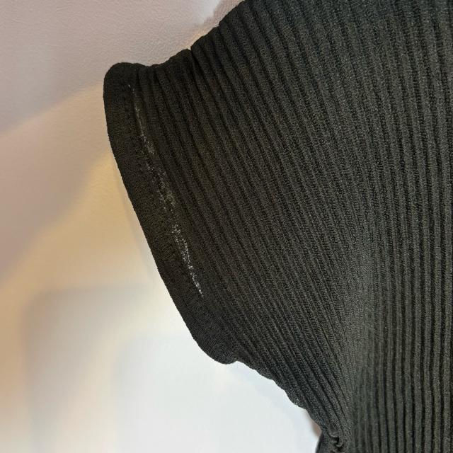 【新品タグ付き】★ZARA★ザラ プリーツ トップス ボディスーツ ブラック M 黒 ドルマンスリーブ ゆったり < 女性ファッション 【新品タグ付き】★ZARA★ザラ プリーツ トップス ボディスーツ ブラック M 黒 ドルマンスリーブ ゆったり < 女性ファッションの