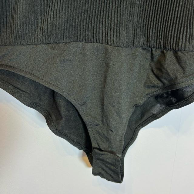 【新品タグ付き】★ZARA★ザラ プリーツ トップス ボディスーツ ブラック M 黒 ドルマンスリーブ ゆったり < 女性ファッション 【新品タグ付き】★ZARA★ザラ プリーツ トップス ボディスーツ ブラック M 黒 ドルマンスリーブ ゆったり < 女性ファッションの