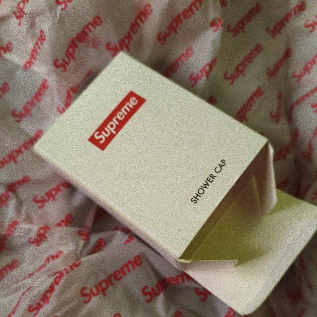 supreme シャワーキャップ ノベルティ < ブランド supreme シャワーキャップ ノベルティ < ブランドの