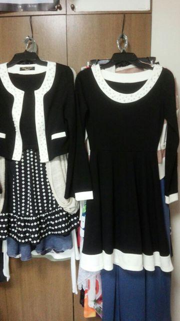 黒フレアワンピースジャケットスーツ2ピース白真珠フリーS〜M < 女性ファッション  黒フレアワンピースジャケットスーツ2ピース白真珠フリーS〜M  < 女性ファッションの