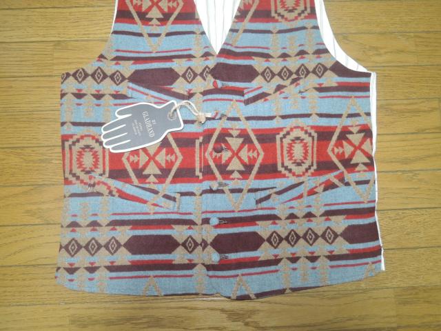 新品by GLAD HAND グラッドハンド FRONTIER VEST フロンティアベスト L ネイティブ柄 オルテガ < 男性ファッション 新品by GLAD HAND グラッドハンド FRONTIER VEST フロンティアベスト L ネイティブ柄 オルテガ < 男性ファッションの