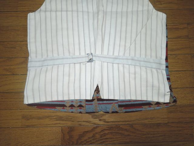 新品by GLAD HAND グラッドハンド FRONTIER VEST フロンティアベスト L ネイティブ柄 オルテガ < 男性ファッション 新品by GLAD HAND グラッドハンド FRONTIER VEST フロンティアベスト L ネイティブ柄 オルテガ < 男性ファッションの