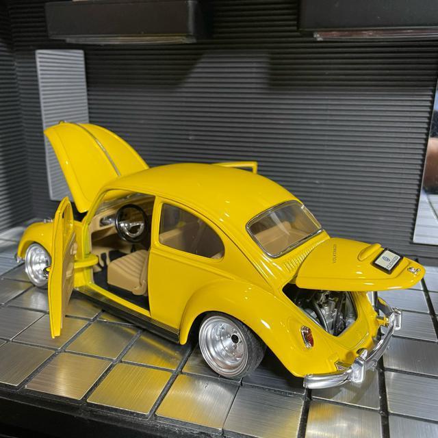 ヤトミン 1/18 ボルクス ワーゲン ビートル 1967 (カスタム) < ホビー  ヤトミン 1/18 ボルクス ワーゲン ビートル 1967 (カスタム) < ホビーの