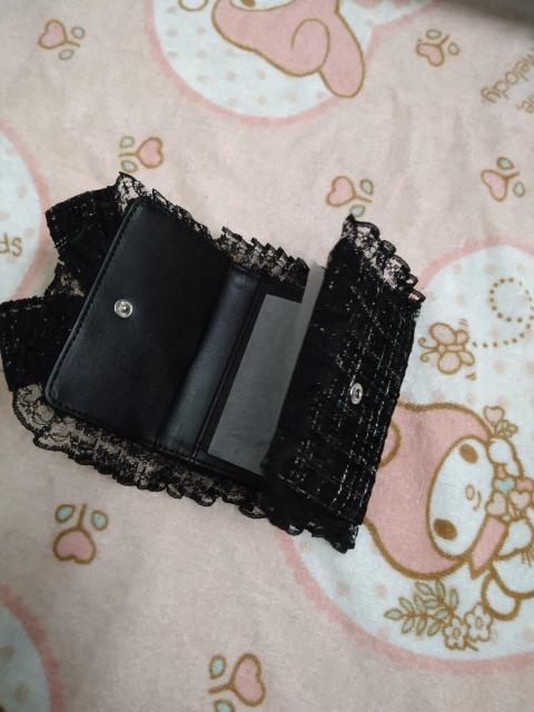 Ank RougecC[h~jEHbg  uh 