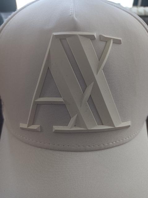 アルマーニエクスチェンジ★迫力ドンAX浮き出しロゴ★粋な素敵な白白★男女OK★ARMANIEXCHANGEオススメ★キャップ.帽子 < 女性ファッション  アルマーニエクスチェンジ★迫力ドンAX浮き出しロゴ★粋な素敵な白白★男女OK★ARMANIEXCHANGEオススメ★キャップ.帽子 < 女性ファッションの