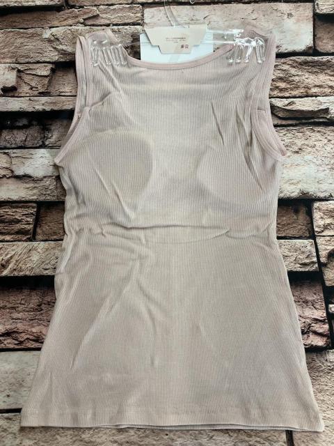 ストレッチ素材でゆったり着こなすリブインナー 天然綿100%で着心地抜群!カップ付きリブタンクトップ(画像から)1枚 < 女性ファッション ストレッチ素材でゆったり着こなすリブインナー 天然綿100%で着心地抜群!カップ付きリブタンクトップ(画像から)1枚 < 女性ファッションの