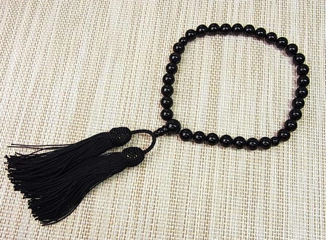 500円スタ★ 極美品 オニキス 3点セット お数珠/イヤリング/ネックレス 冠婚葬祭・ご葬儀・フォーマルに < 女性アクセサリー/時計 500円スタ★ 極美品 オニキス 3点セット お数珠/イヤリング/ネックレス 冠婚葬祭・ご葬儀・フォーマルに < 女性アクセサリー/時計の