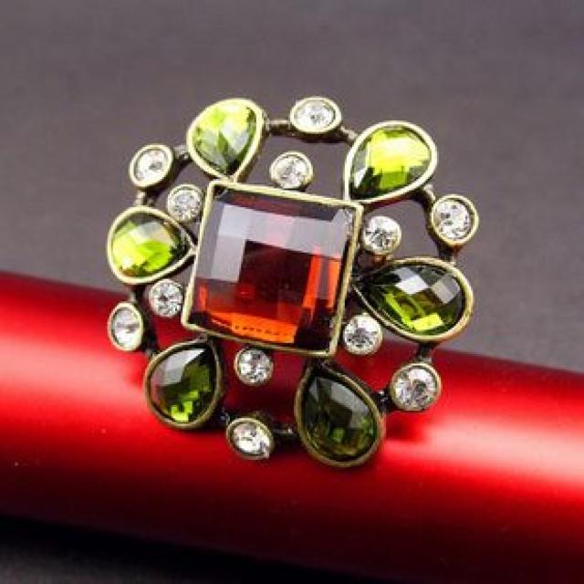 新品ゴスロリ姫系アンティーク調ゴシックリング指輪 < 女性アクセサリー/時計  新品ゴスロリ姫系アンティーク調ゴシックリング指輪  < 女性アクセサリー/時計の