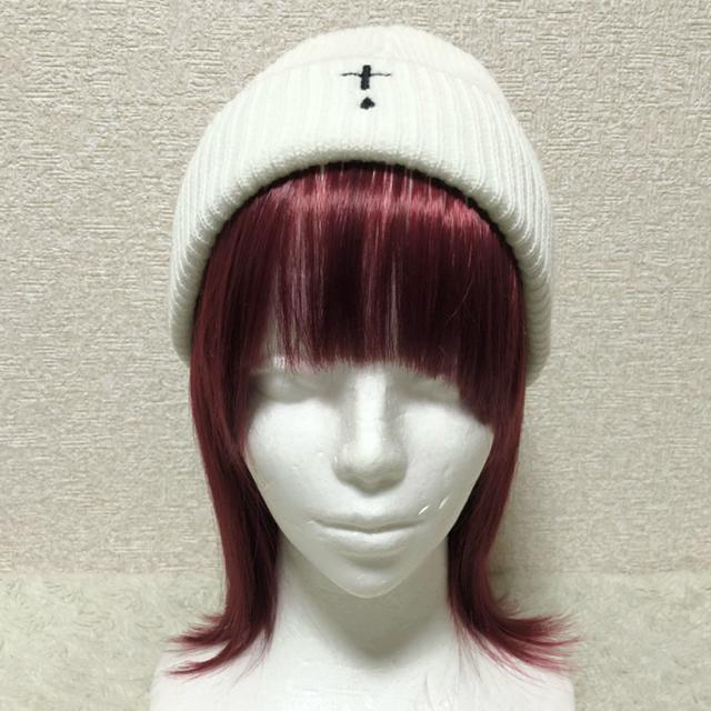 【新品】ワンポイントクロス刺繍入ニット帽 < ブランド  【新品】ワンポイントクロス刺繍入ニット帽 < ブランドの