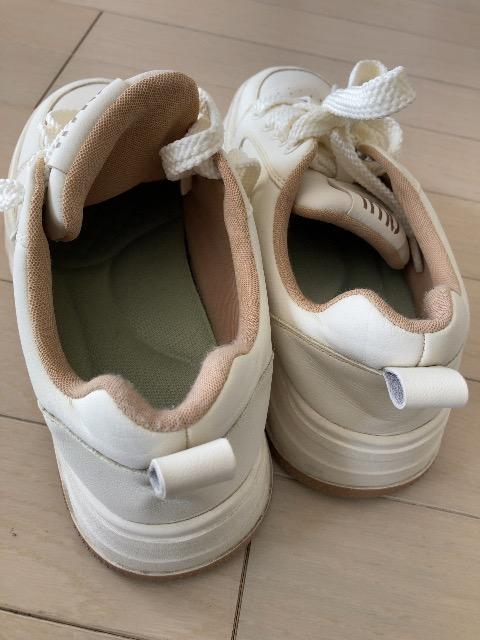 ★特価★極美品スニーカーロゴ白ホワイト人気アイテム疲れ知らず癒やされる大活躍必須アイテム可愛いこっそり高身長へ < 女性ファッション ★特価★極美品スニーカーロゴ白ホワイト人気アイテム疲れ知らず癒やされる大活躍必須アイテム可愛いこっそり高身長へ < 女性ファッションの