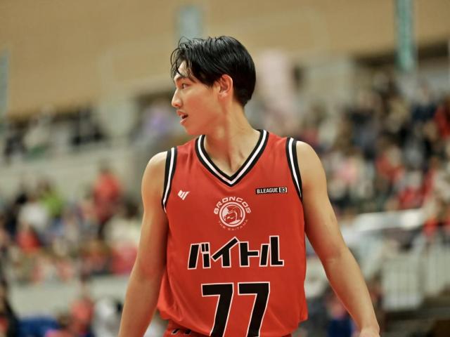 #77 權藤 隼斗選手 直筆サイン入り HOMEユニフォーム(上下セット) < レジャー/スポーツ #77 權藤 隼斗選手 直筆サイン入り HOMEユニフォーム(上下セット) < レジャー/スポーツの