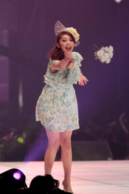 ★水沢エレナさん★ 高画質L判フォト(生写真) 300枚 < タレントグッズ  ★水沢エレナさん★ 高画質L判フォト(生写真) 300枚 < タレントグッズの