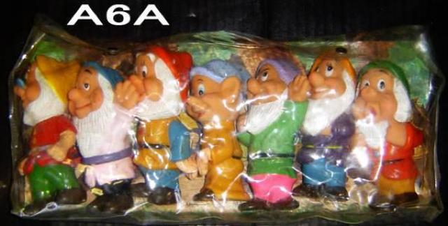 7人の小人セット < おもちゃ  7人の小人セット  < おもちゃの