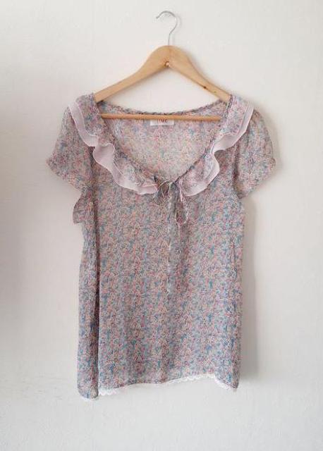 iiMK◆小花柄 サラサラ シフォン シースルー フリル ブラウス◆サイズ40 < ブランド  iiMK◆小花柄 サラサラ シフォン シースルー フリル ブラウス◆サイズ40  < ブランドの