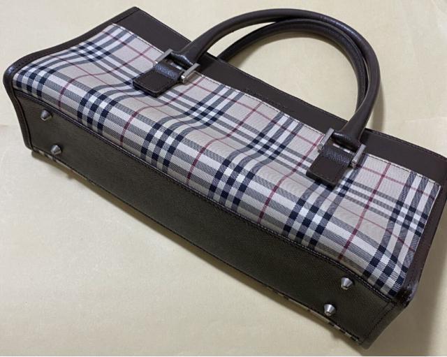 BURBERRY o[o[ nhobO mo`FbN uE  uh 