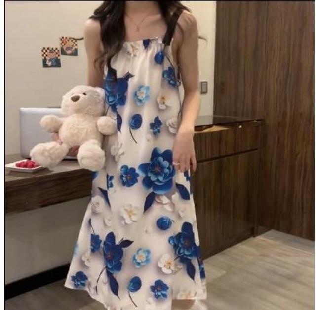 超お買い得1290円★女性用オフショルダーキミソールナイトガウン、ユニークな花柄デザイン 日本サイズM < 女性ファッション  超お買い得1290円★女性用オフショルダーキミソールナイトガウン、ユニークな花柄デザイン 日本サイズM  < 女性ファッションの