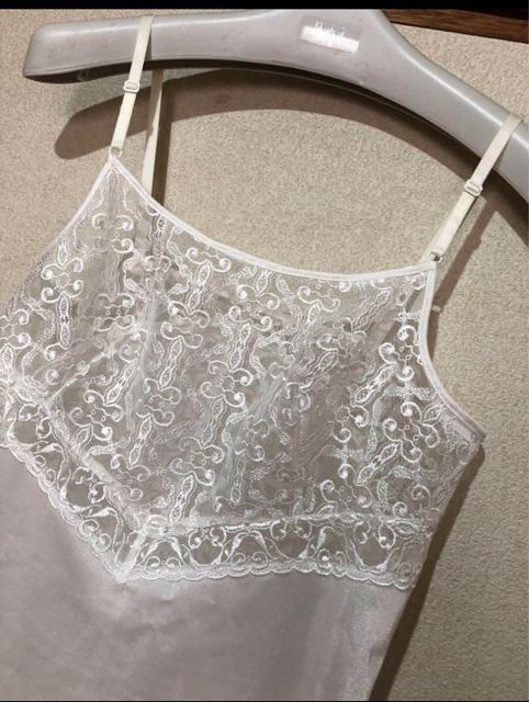 Wing ワコール 胸元豪華レース スリップ 日本製 80ー80 < 女性ファッション  Wing ワコール 胸元豪華レース スリップ 日本製 80ー80 < 女性ファッションの