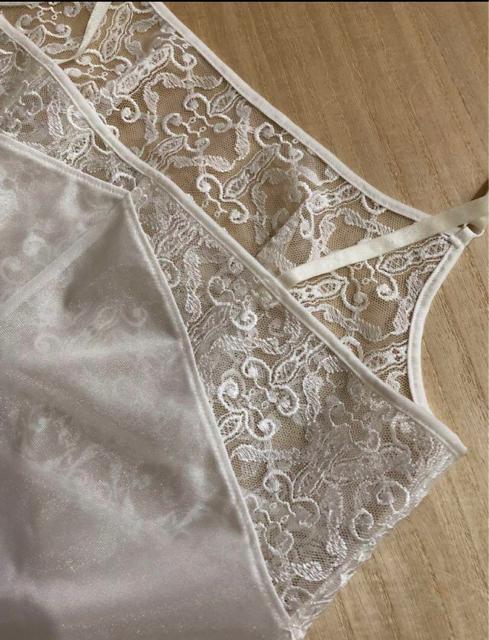 Wing ワコール 胸元豪華レース スリップ 日本製 80ー80 < 女性ファッション  Wing ワコール 胸元豪華レース スリップ 日本製 80ー80 < 女性ファッションの
