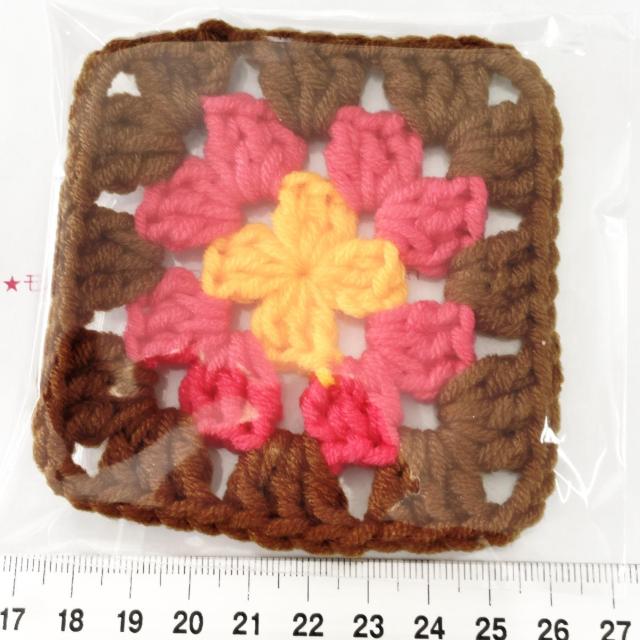11*ハンドメイド♪グラニースクエアモチーフ 12 < ペット/手芸/園芸 11*ハンドメイド♪グラニースクエアモチーフ 12 < ペット/手芸/園芸の