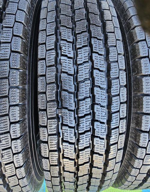 �o���a145/80R12(80/78N)LT 12�C���`YOKOHAMA ice GUARD iG91 �X�^�b�h���X�^�C���̂�4�{ �� ������/�o�C�N