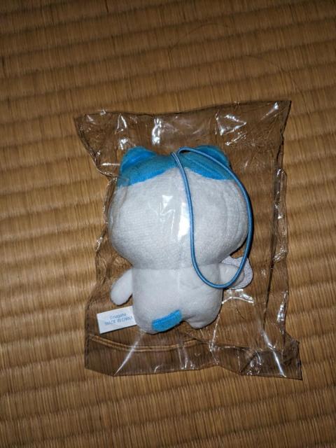 ちいかわ ぬいぐるみBIG ハチワレ(えがお) < おもちゃ  ちいかわ ぬいぐるみBIG ハチワレ(えがお) < おもちゃの