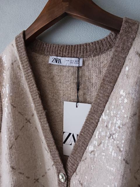 ZARAベスト★キラキラスパンコールのニットベスト/タグ付き新品♪ < ブランド ZARAベスト★キラキラスパンコールのニットベスト/タグ付き新品♪ < ブランドの