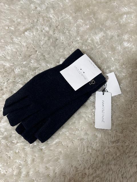 新品タグ付きPINKY & DIANNE★ネイビー指先開きグローブ < ブランド 新品タグ付きPINKY & DIANNE★ネイビー指先開きグローブ < ブランドの