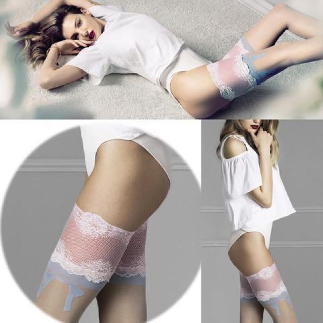 特大 リネンとベビーカラーの幅広メッシュタイツ < 女性ファッション  特大 リネンとベビーカラーの幅広メッシュタイツ < 女性ファッションの