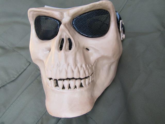 ToQ[SKULL XJ hN ttFCX K[h }XN TANI  zr[ 