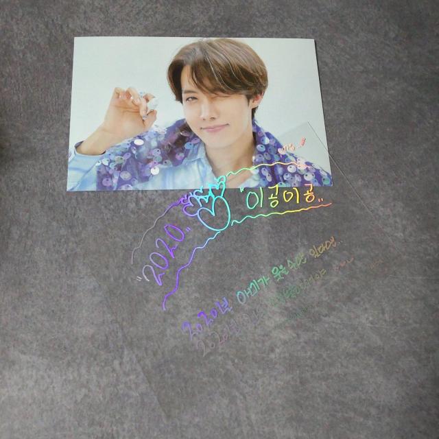 ySizuBTS 2020 SEASON'S GREETINGSvJ-H  ^gObY 