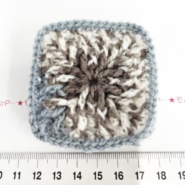 31*ハンドメイド♪抽象画風グラニースクエアモチーフ 毛糸 15 < ペット/手芸/園芸 31*ハンドメイド♪抽象画風グラニースクエアモチーフ 毛糸 15 < ペット/手芸/園芸の