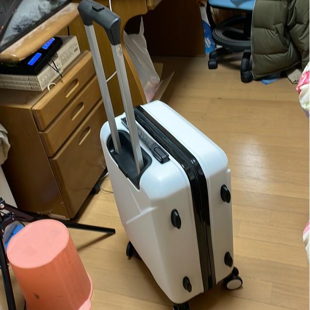 �X�[�c�P�[�X �� �j���t�@�b�V������ 