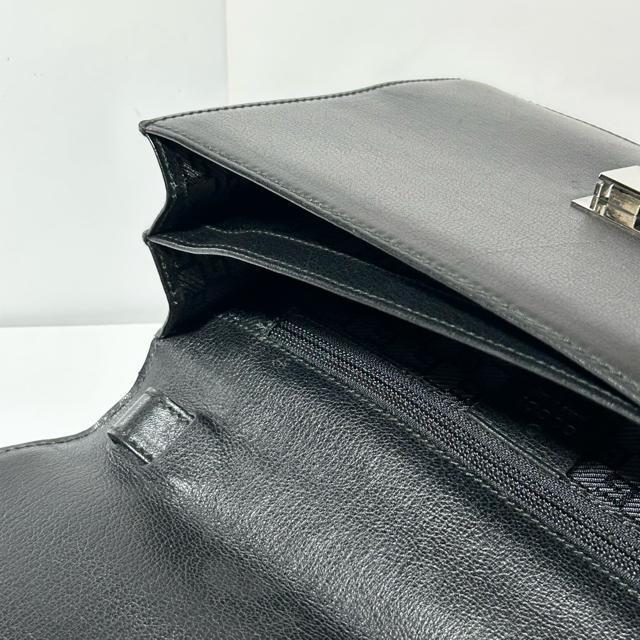 GUCCI �O�b�` 018�E1013�E002122 ���U�[ �Z�J���h�o�b�O �N���b�`�o�b�O �u���b�N �� �u�����h�� 