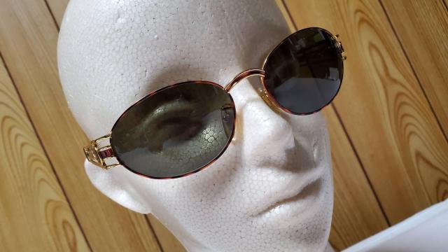 正規 レア フェンディ ラグジュアリーアート サングラス 茶系 アイコンロゴ エンブレム メタルコールドライン アイウェア 付属有 < ブランド  正規 レア フェンディ ラグジュアリーアート サングラス 茶系 アイコンロゴ エンブレム メタルコールドライン アイウェア 付属有 < ブランドの