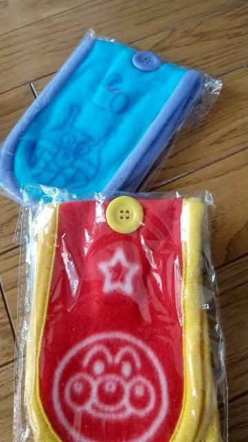 アンパンマンandバイキンマン!フリース素材マフラー新品!セット!アサヒ飲料景品!非売品! < ホビー  アンパンマンandバイキンマン!フリース素材マフラー新品!セット!アサヒ飲料景品!非売品! < ホビーの
