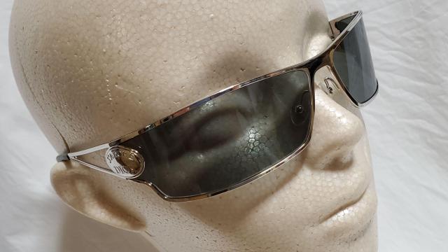 正規美 絶版 ディオール アイコンロゴ シャイニーメタルフルフレーム ラグジュアリーサングラス 黒 SV アイウェア 付属有 < ブランド 正規美 絶版 ディオール アイコンロゴ シャイニーメタルフルフレーム ラグジュアリーサングラス 黒 SV アイウェア 付属有 < ブランドの