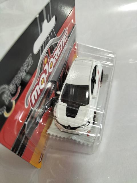 }Wbg~jJ[ m[@JVi  zr[ 