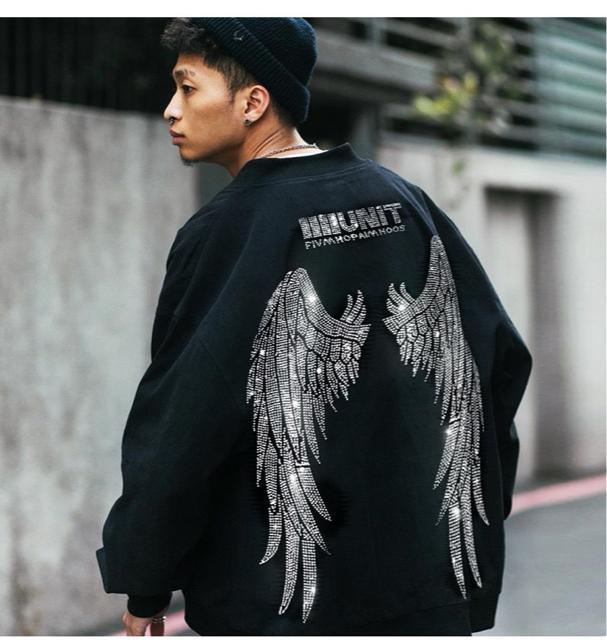 男女兼用 トレーナー キラキララインストーン付き 天使の羽柄 ブラック 大きいサイズ < 女性ファッション 男女兼用 トレーナー キラキララインストーン付き 天使の羽柄 ブラック 大きいサイズ < 女性ファッションの