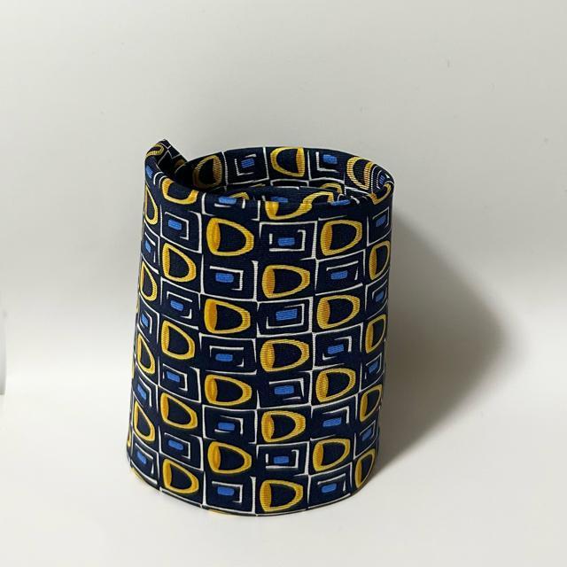 美品 GUCCI グッチ ネクタイ 金具柄 シルク < ブランド 美品 GUCCI グッチ ネクタイ 金具柄 シルク < ブランドの