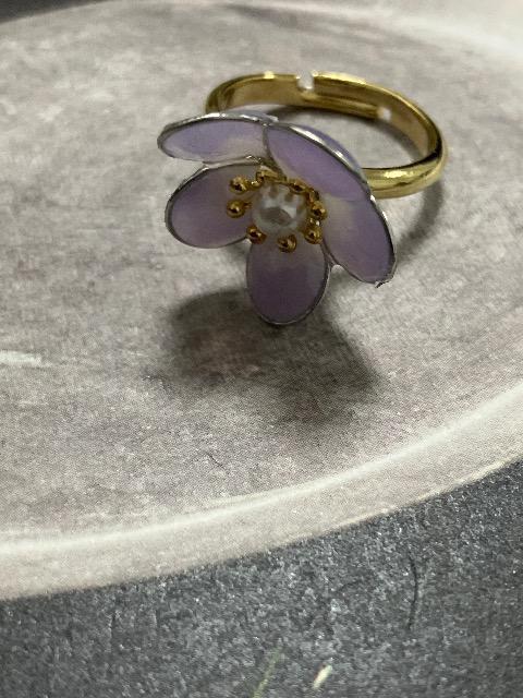 ハンドメイド レジン ネモフィラ 指輪 < 女性ファッション  ハンドメイド レジン ネモフィラ 指輪  < 女性ファッションの